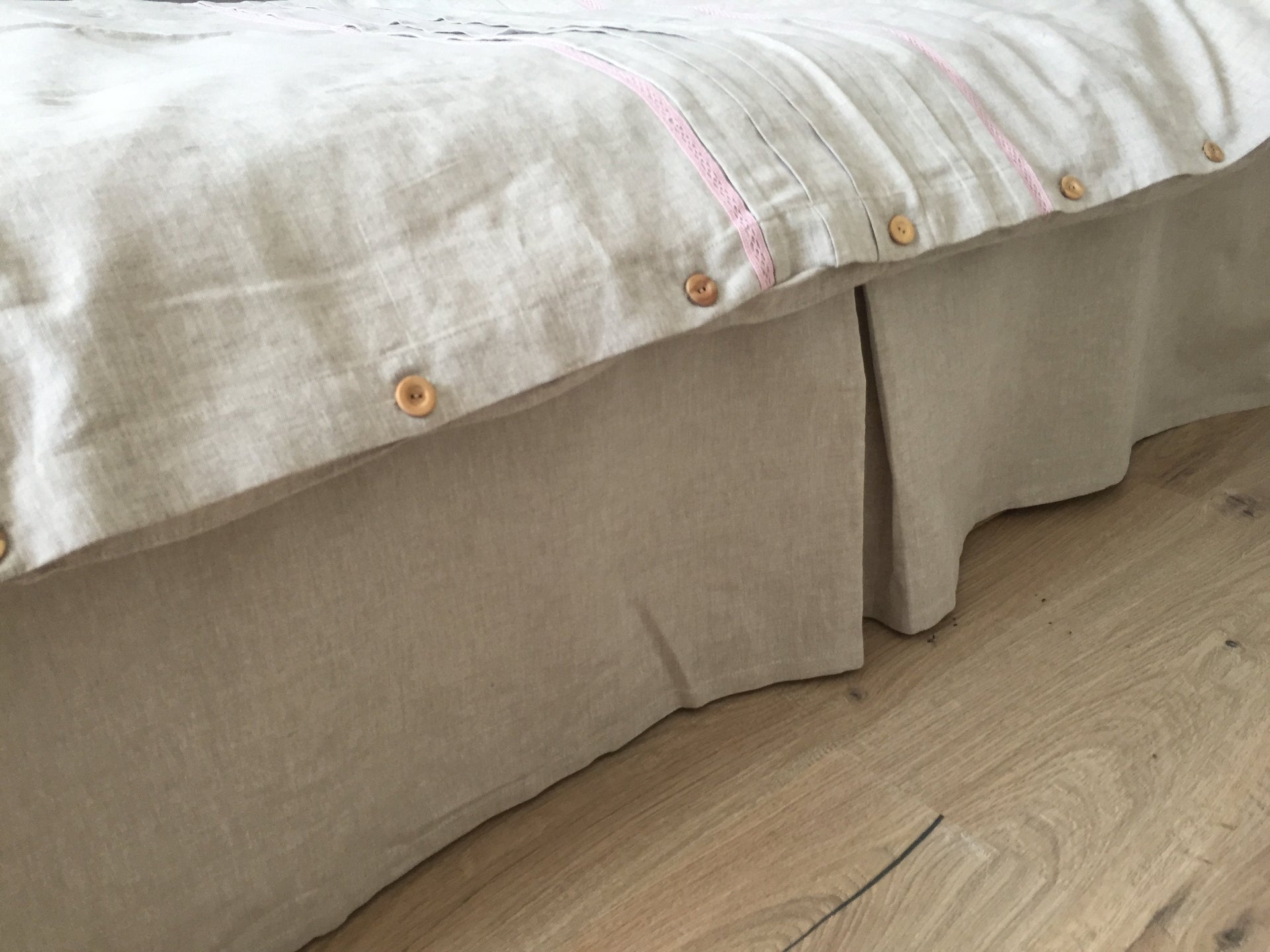 Linen Bed Valance with Cotton Lining
