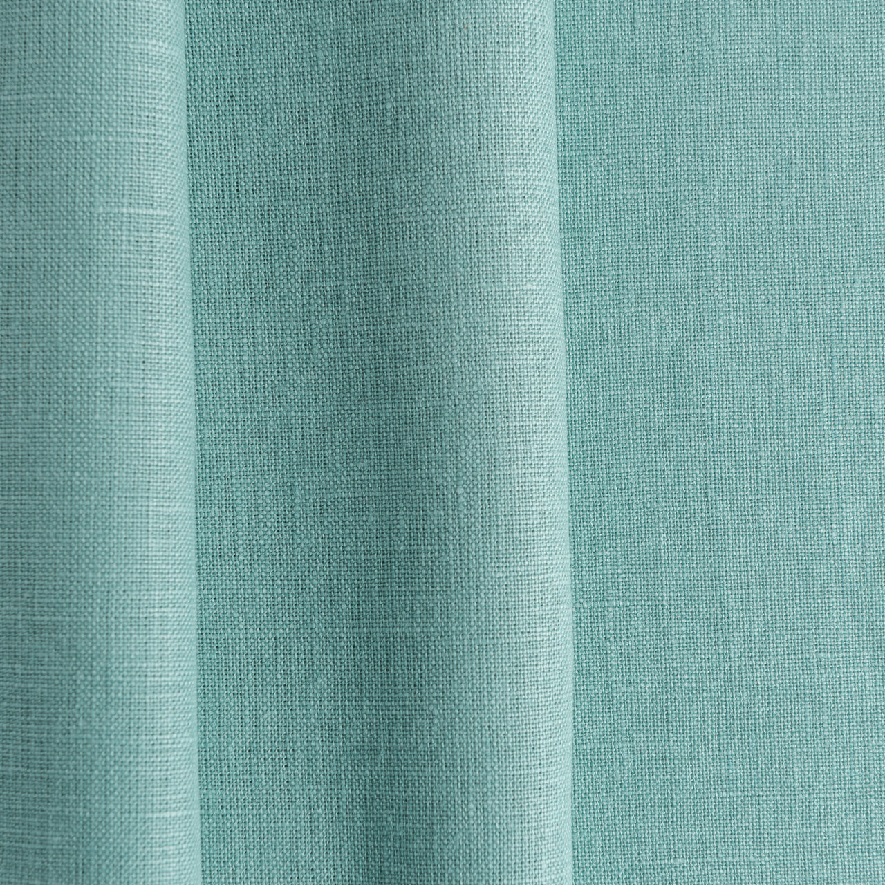 Color: Aquamarine
