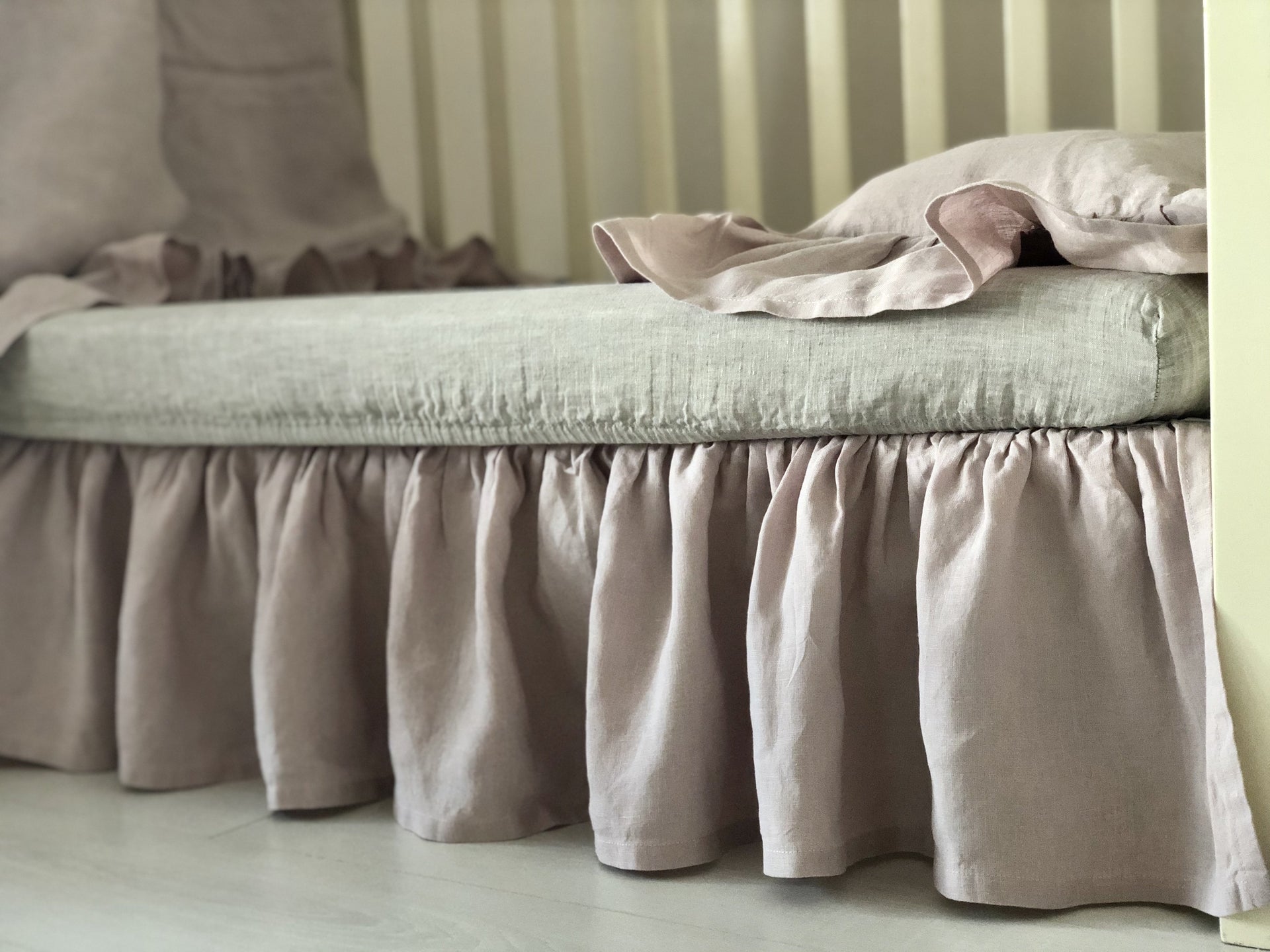 Linen Baby Valance