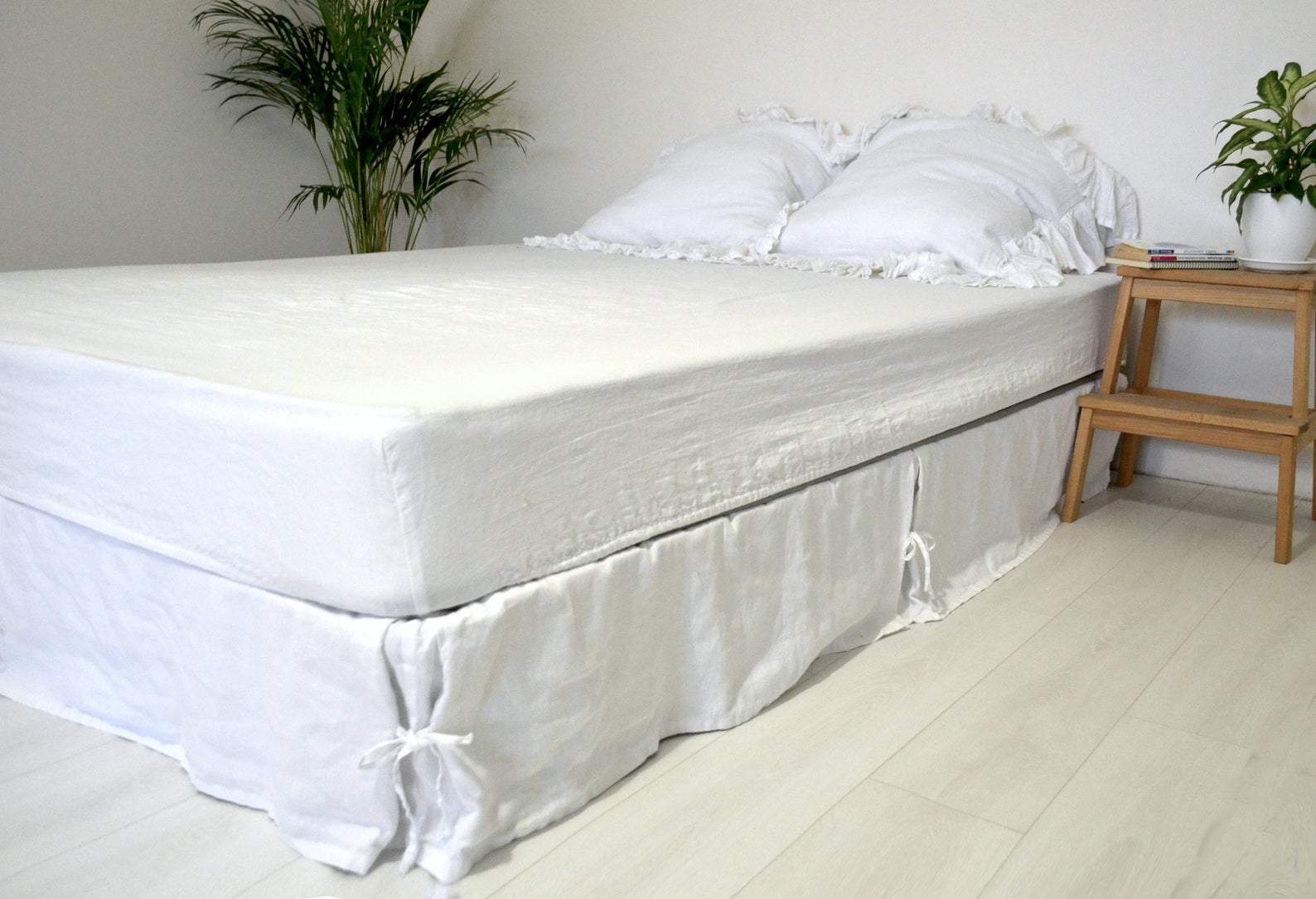 Linen Tailored Bed Valance