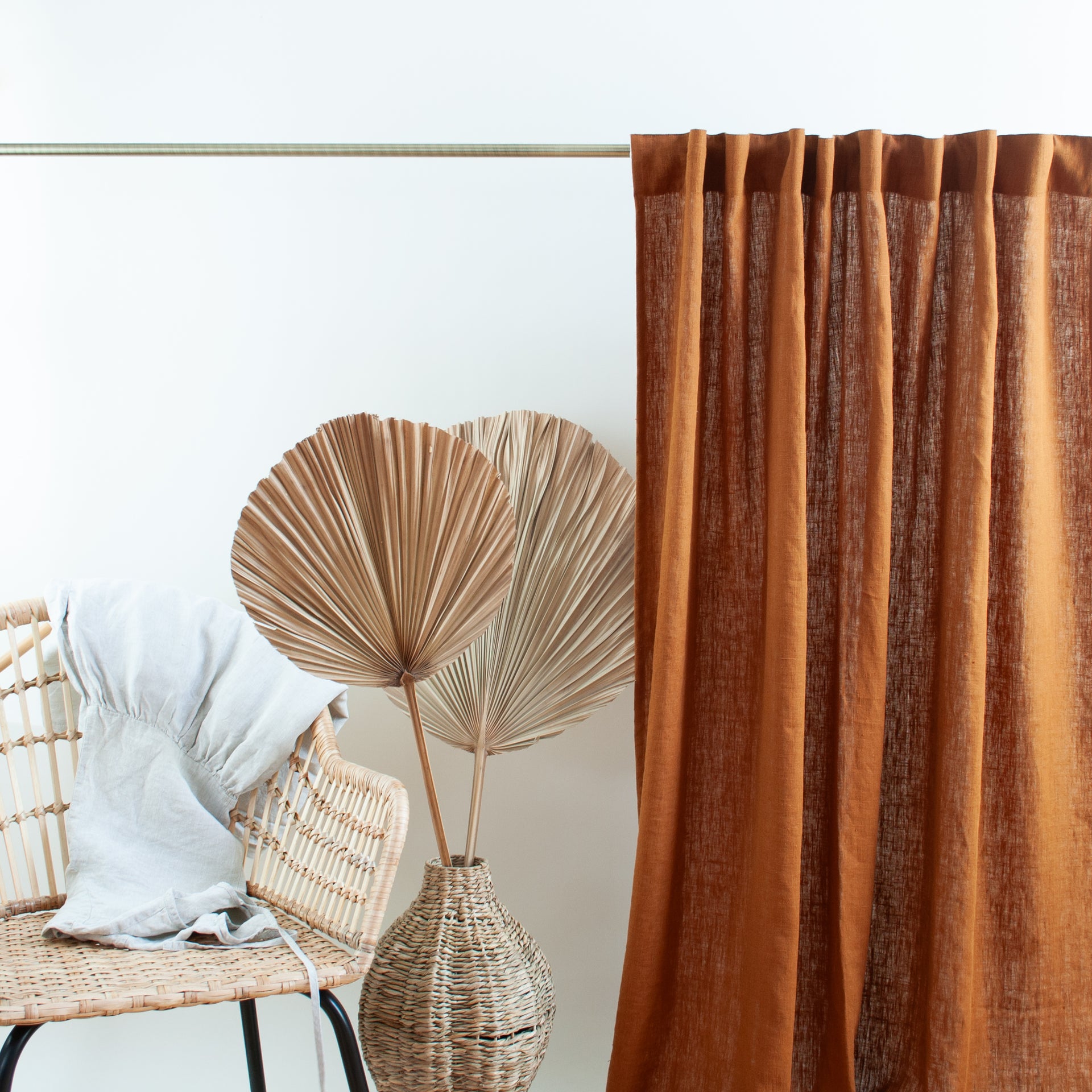 Curtain